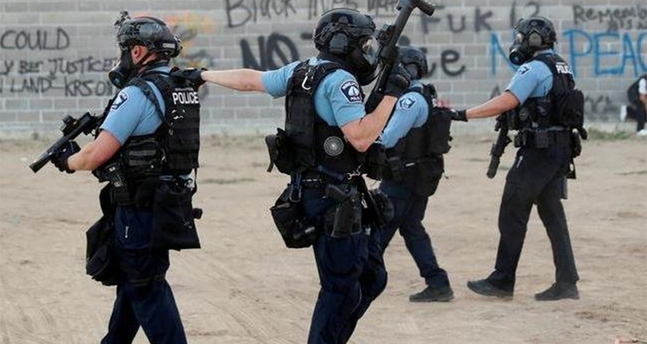 abdde kiliseye saldiri cok sayida yarali var 5ZFqYHEh