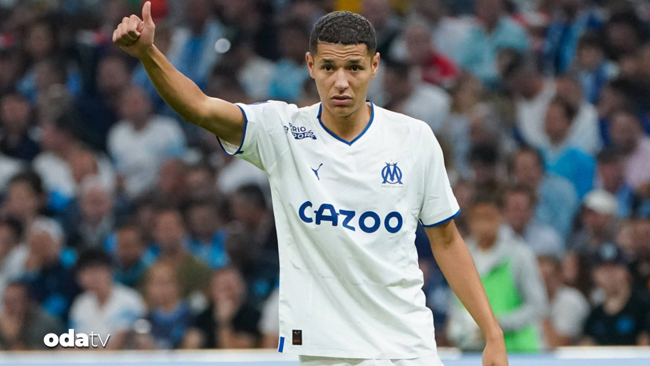 fasli futbolcu amine haritten besiktasa ret XAM9xDnr