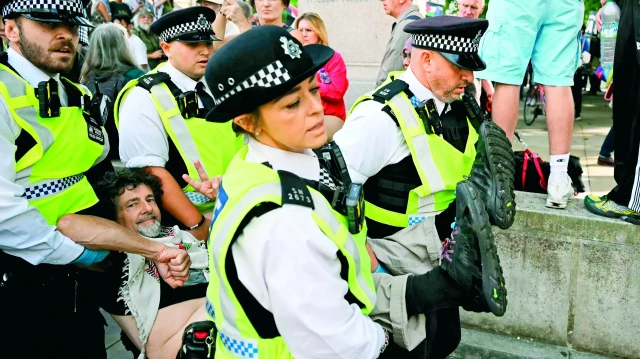 ingilterede soykirim karsitlarina sert mudahale 6DFvGtZ4