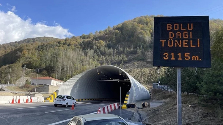 bolu dagi tuneli kapali mi hangi saatler arasi kapali bolu dagi tuneli yol calismasi 13 31 ekim 2025 HzsejxAA.jpg