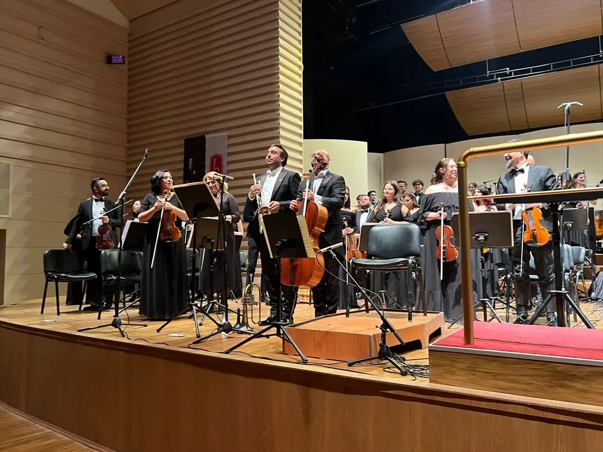 hacettepe universitesi senfoni orkestrasindan anma konseri hYSpPVqE