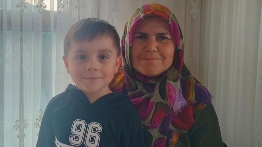 3 gundur kayiplar anne ve 5 yasindaki oglu icin zaman daraliyor ExecNpb1.jpg