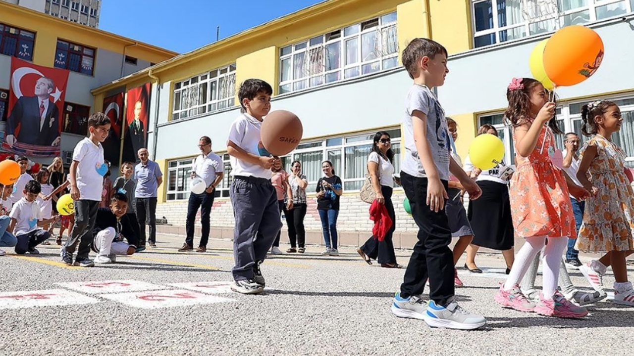 ara tatil bu hafta mi basliyor kasim ara tatil tarihi vdAM3jnN.png