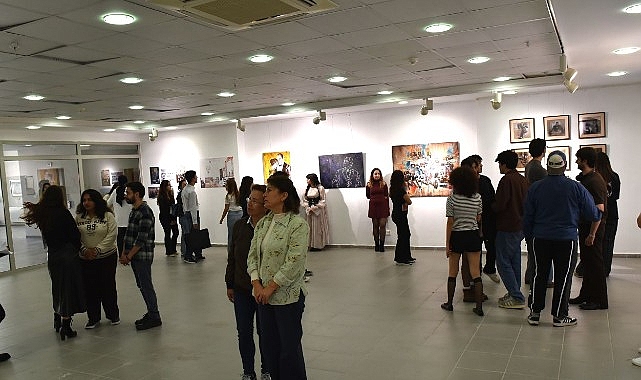 eu izinde iz birakmak sergisiyle sanatseverleri ataturkun izinde bulusturdu Dw3vwh2t.jpg