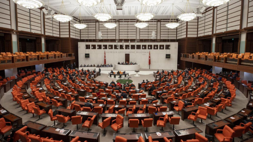 oyun-dunyasina-yasa-girdi-temsilci-zorunlulugu-basladi-Kghj8OHQ