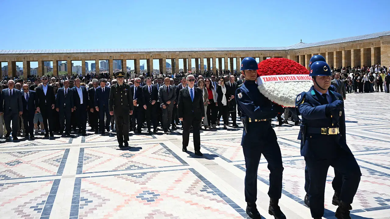 Mansur Yavaş’ın Seçim Sonrası Anıtkabir Ziyareti