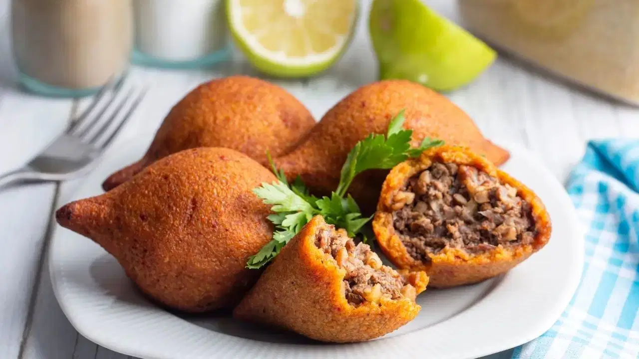 Disi ince ici bol harcli tarif icli kofte nasil yapilir nXwH2xua