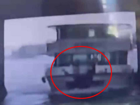 Halicteki is cinayetinin goruntuleri ortaya cikti kopru ayagina carpan tekneden boyle dustu 62ftxDe9